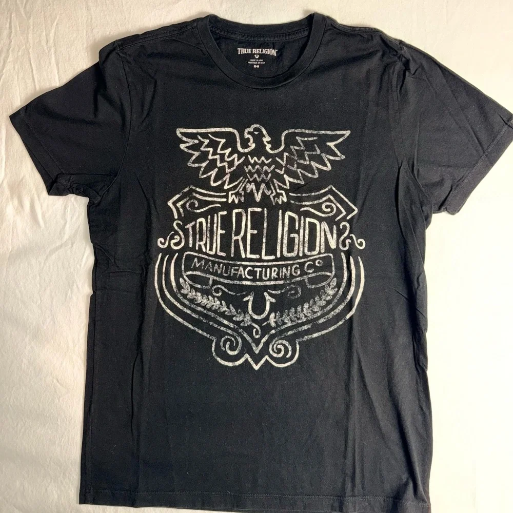Men’s Authentic True Religion Short-Sleeve Graphic Tee Size Medium